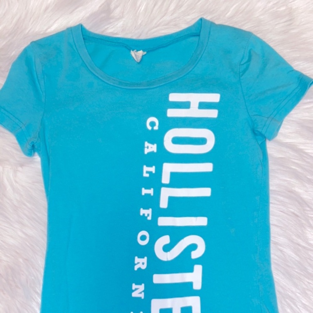 Y2K Teal Hollister tee